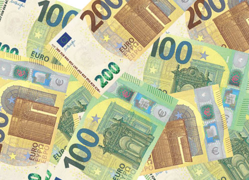 О новых банкнотах номиналом 100 и 200 евро второй серии – серии «Европа»