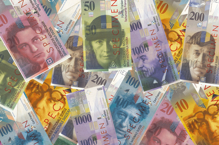 Швейцария: банкноты восьмой серии выведены из обращения